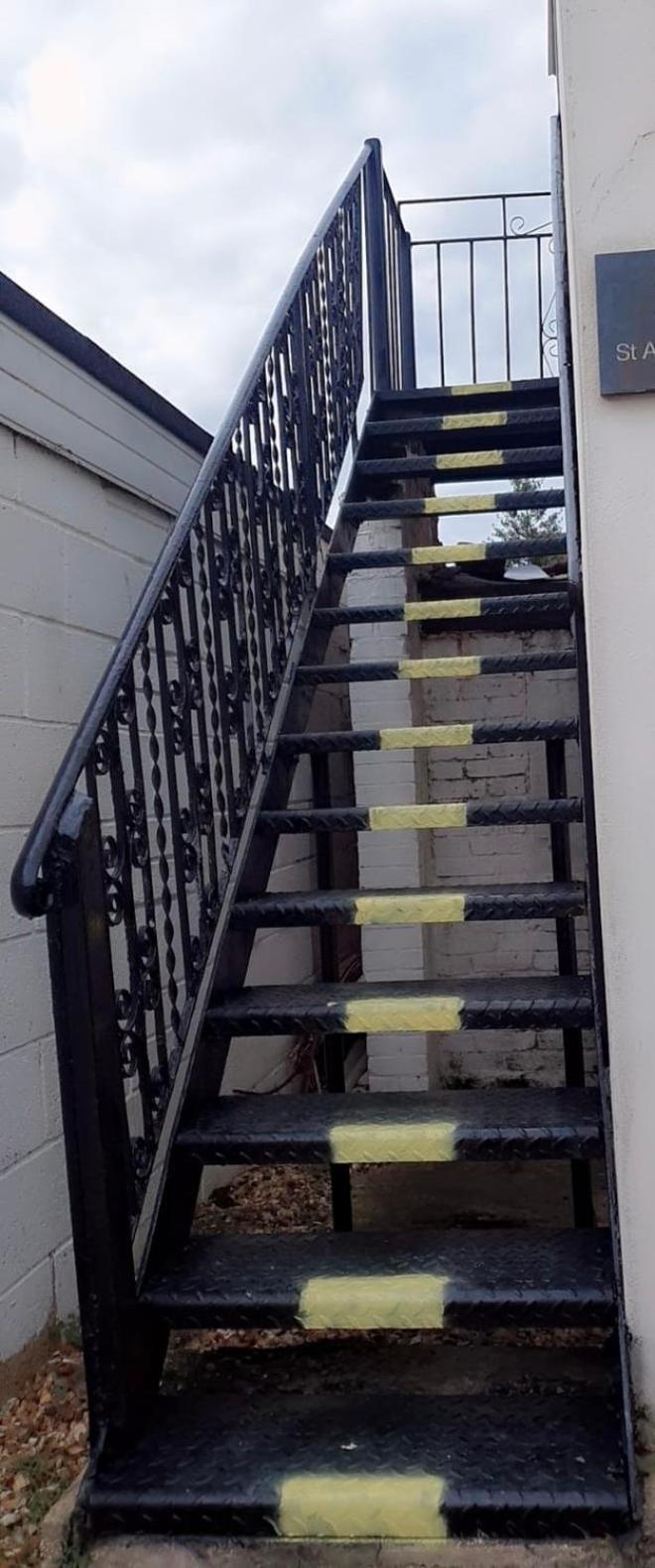 2 Bed 1St Floor Apartment-Own Entrance & Parking Portsmouth Ngoại thất bức ảnh